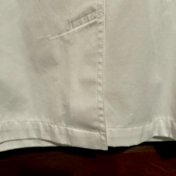 OLD NAVY WHITE RAIN JACKET - Picture 8 of 9